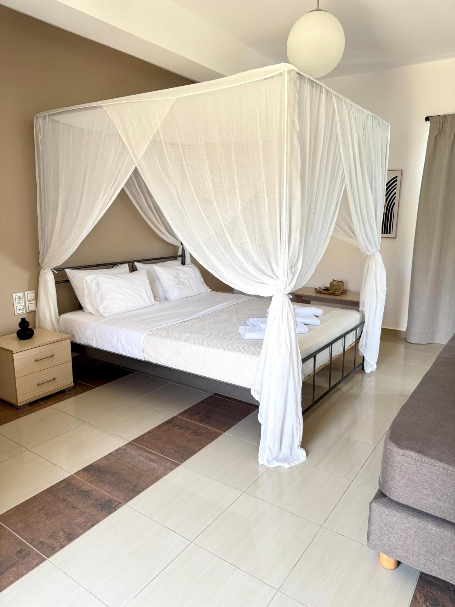 Aparthotel Pachia Ammos