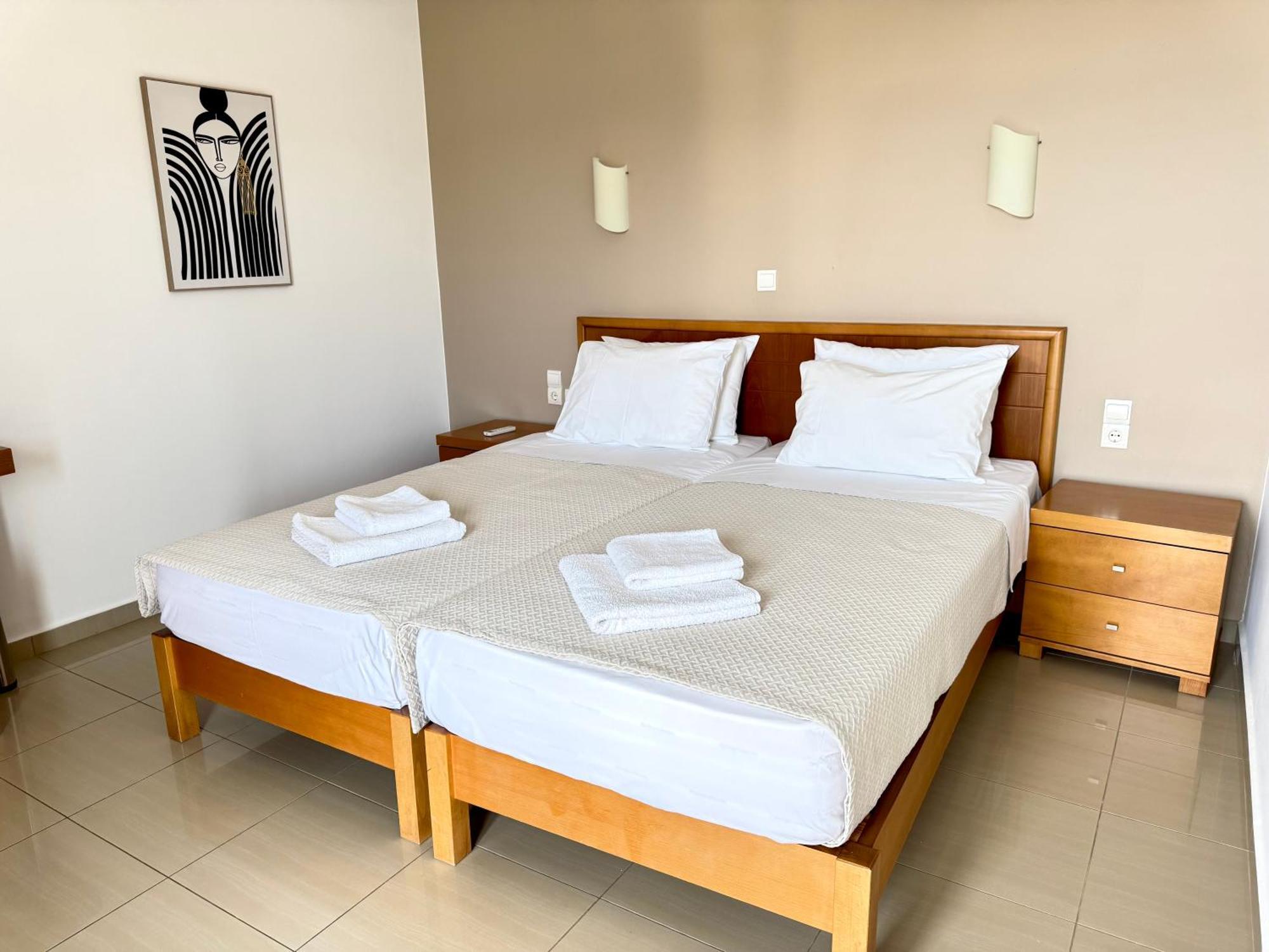 Pachia Ammos Aparthotel