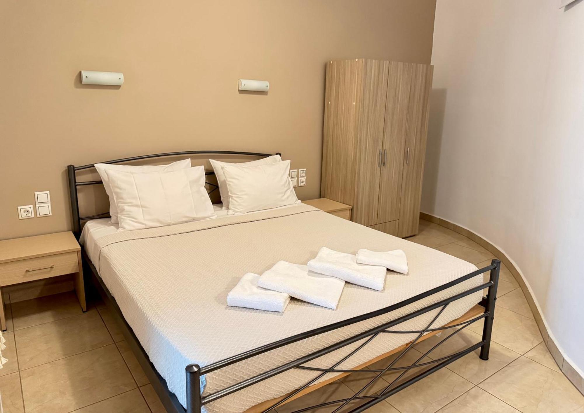 Aparthotel Pachia Ammos *