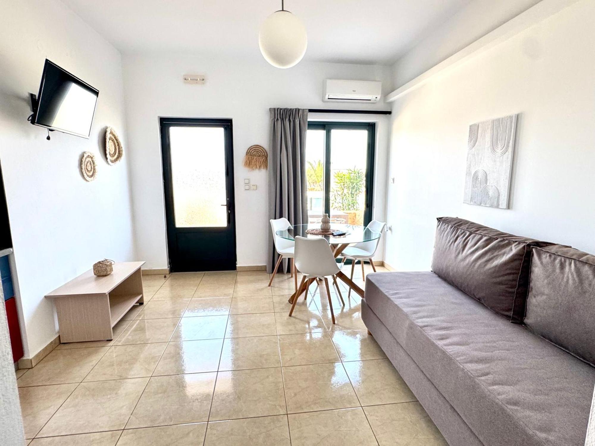 Aparthotel Pachia Ammos *